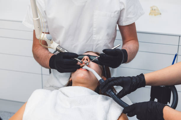 Best Broken or Cracked Tooth Emergency Dentist in Uvalde Estates, TX